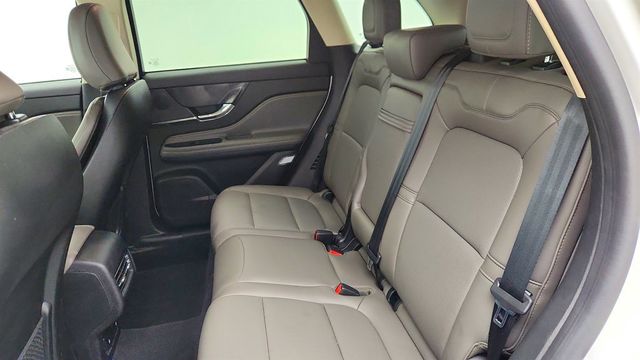 2023 Lincoln Corsair Standard AWD w/ Equipment Group 101A and Co-Pilot360 Vision - 22993422 - 19