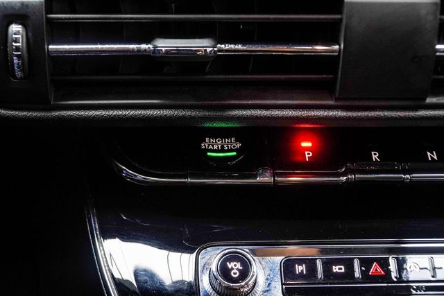 2023 Lincoln Corsair Standard FWD - 23051802 - 23