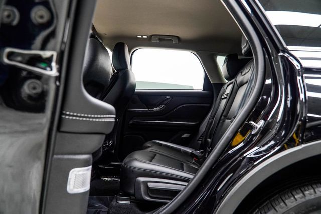 2023 Lincoln Corsair Standard FWD - 23051802 - 43