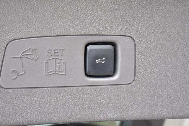 2023 Lincoln Corsair Standard FWD W/Equipment Group 101A & Navigation - 23050044 - 18