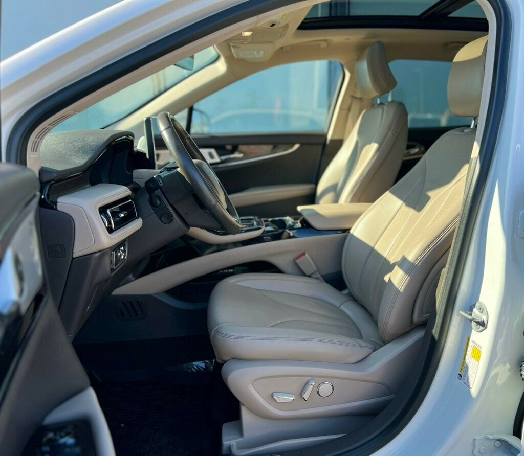 2023 Lincoln Nautilus Reserve AWD - 23069840 - 11