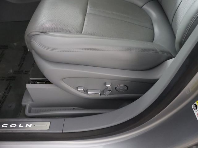 2023 Lincoln Nautilus Reserve AWD - 23075322 - 30