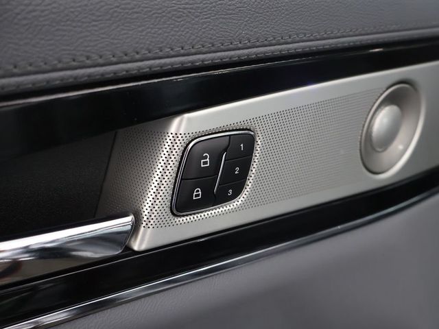 2023 Lincoln Nautilus Reserve AWD - 23075322 - 38