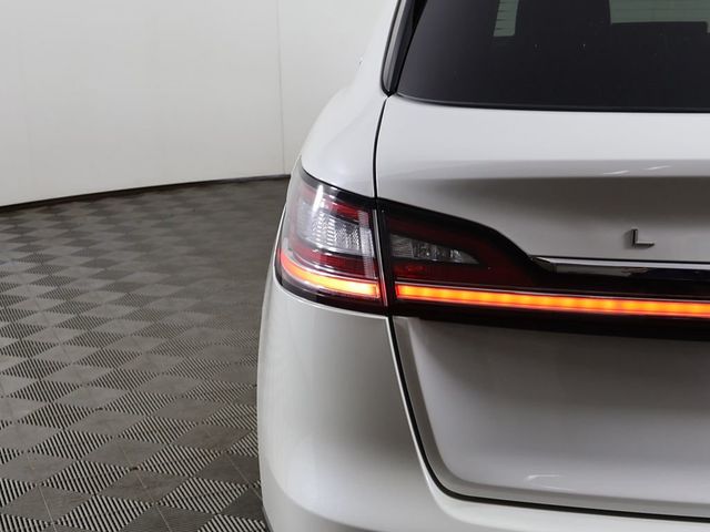 2023 Lincoln Nautilus Reserve AWD - 23075323 - 13