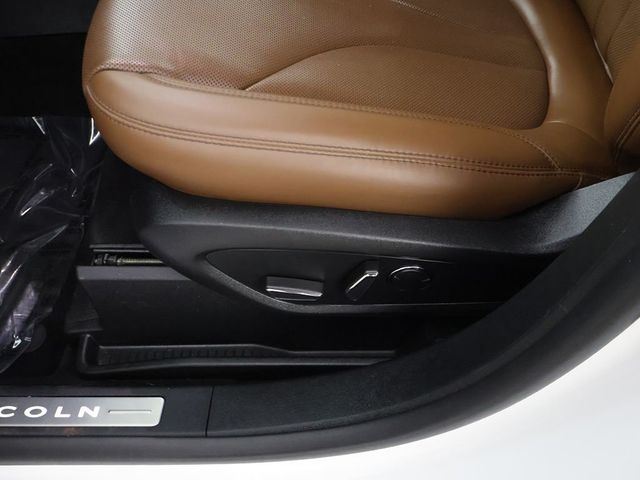 2023 Lincoln Nautilus Reserve AWD - 23075323 - 29