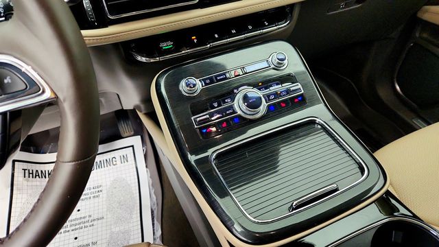 2023 Lincoln Nautilus Reserve AWD w/ 2.7L Twin-Turbo V6 & Co-Pilot360 Plus - 23075001 - 16