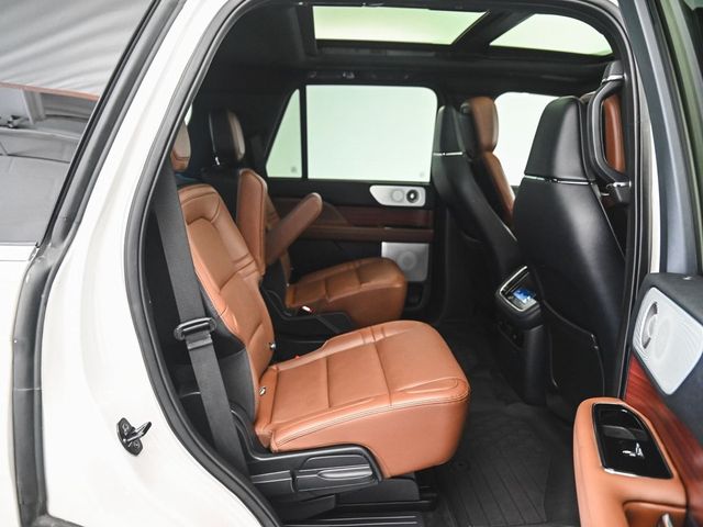 2023 Lincoln Navigator Reserve - 22914452 - 32