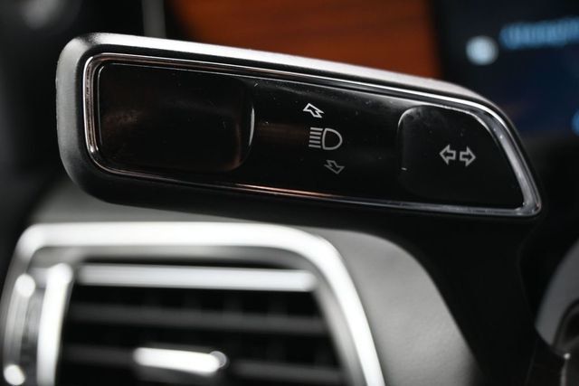 2023 Lincoln Navigator Reserve 4x2 - 23021031 - 24