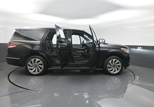 2023 Lincoln Navigator Reserve 4x2 - 23021031 - 36
