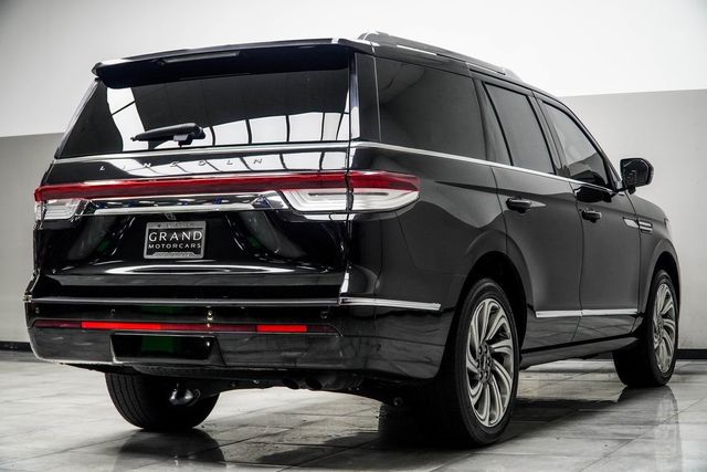 2023 Lincoln Navigator Reserve 4x4 - 22876667 - 11