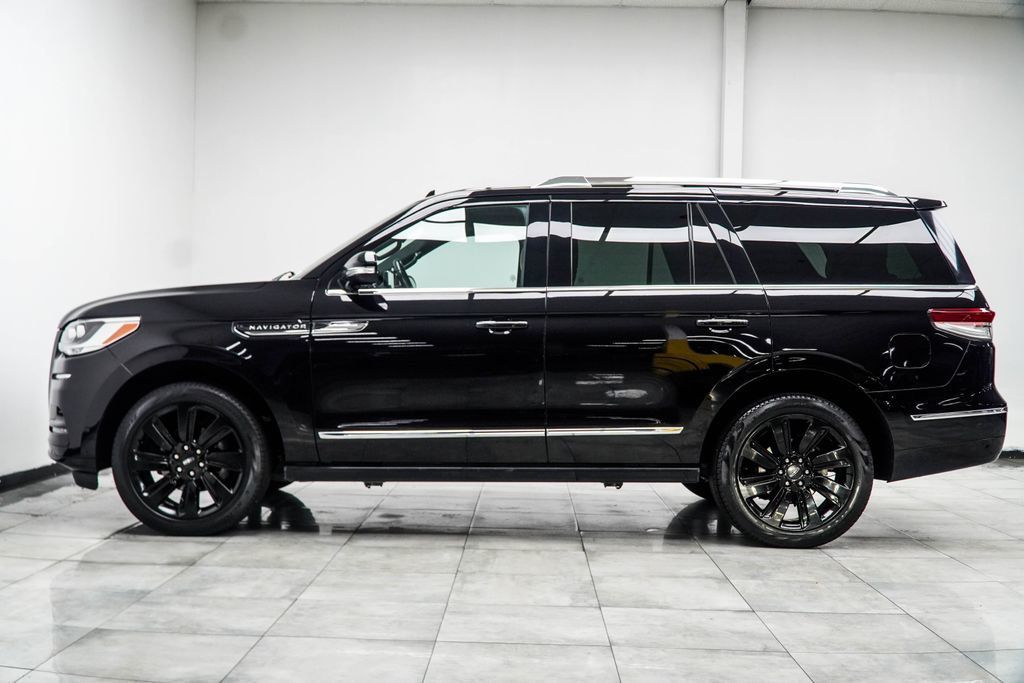 Lincoln Navigator photo 10