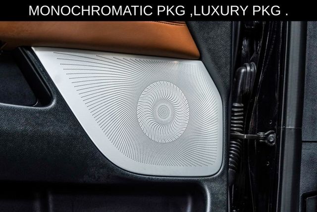 2023 Lincoln Navigator Reserve 4x4 - 23060700 - 36