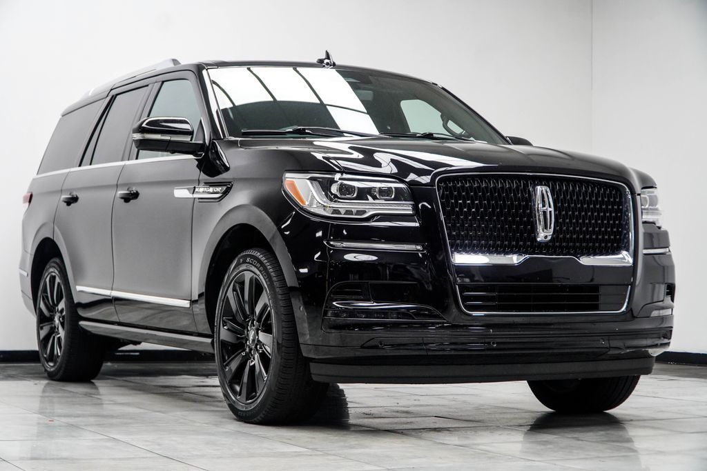 Lincoln Navigator photo 4