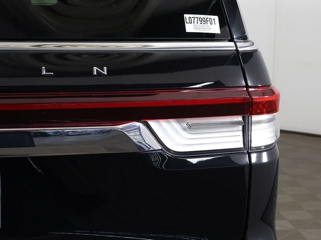 2023 Lincoln Navigator Reserve 4x4 - 23021648 - 22
