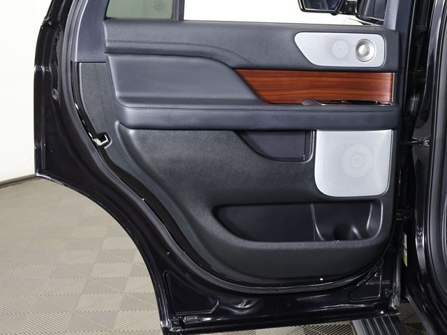 2023 Lincoln Navigator Reserve 4x4 - 23021648 - 34