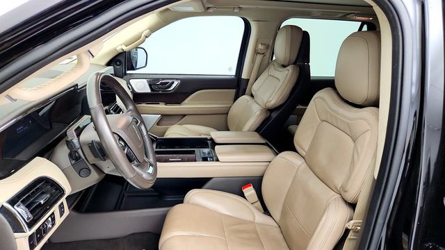 2023 Lincoln Navigator Reserve 4x4 w/ 201A Luxury Pkg & Revel Ultima 3D - 23047007 - 18