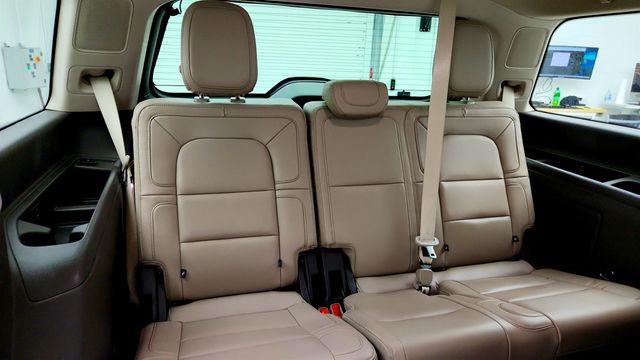 2023 Lincoln Navigator Reserve 4x4 w/ 201A Luxury Pkg & Revel Ultima 3D - 23047007 - 21