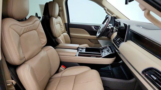 2023 Lincoln Navigator Reserve 4x4 w/ 201A Luxury Pkg & Revel Ultima 3D - 23047007 - 23