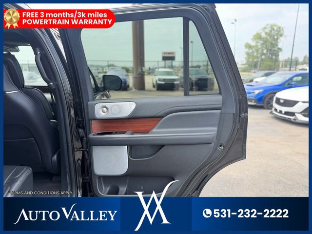 2023 Lincoln Navigator Reserve Sport Utility 4D - 23071696 - 17