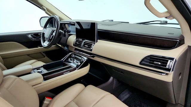 2023 Lincoln Navigator Standard 4x4 - 22978359 - 23