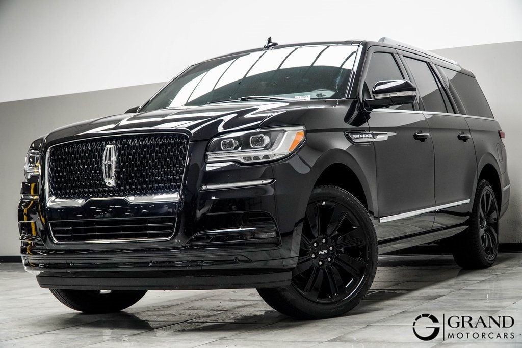 Used 2023 Lincoln Navigator Reserve L with VIN 5LMJJ3LG5PEL15619 for sale in Kennesaw, GA