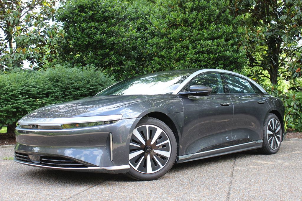 2023 Lucid Air Touring photo 4