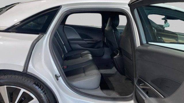 2023 Lucid Air Pure AWD - 23003212 - 11