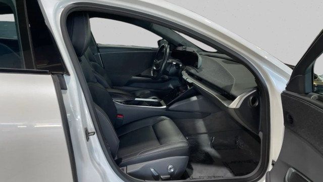 2023 Lucid Air Pure AWD - 23003212 - 12