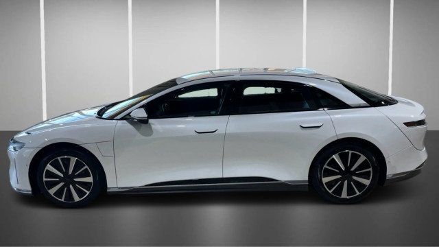 2023 Lucid Air Pure AWD - 23003212 - 4