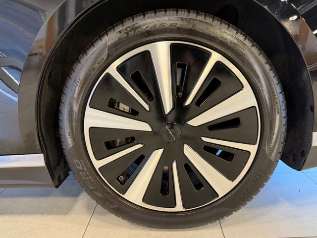 2023 Lucid Air Pure AWD - 23096673 - 46