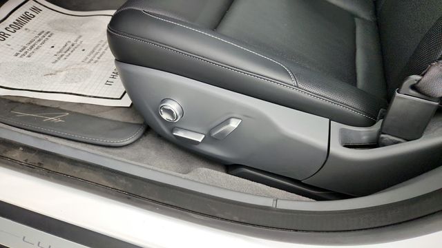 2023 Lucid Air Pure AWD (384-Mile Range) - 22951317 - 10