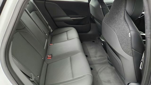 2023 Lucid Air Pure AWD (384-Mile Range) - 22951317 - 25