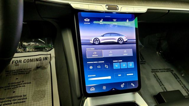 2023 Lucid Air Pure AWD with 19'' Aero Range Wheels - 23026820 - 15