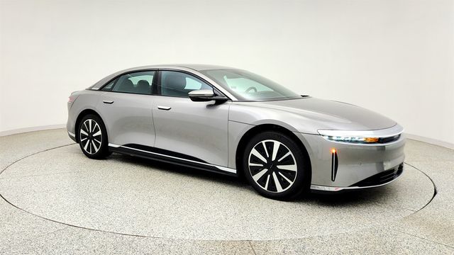 2023 Lucid Air Pure AWD with 19'' Aero Range Wheels - 23026820 - 2