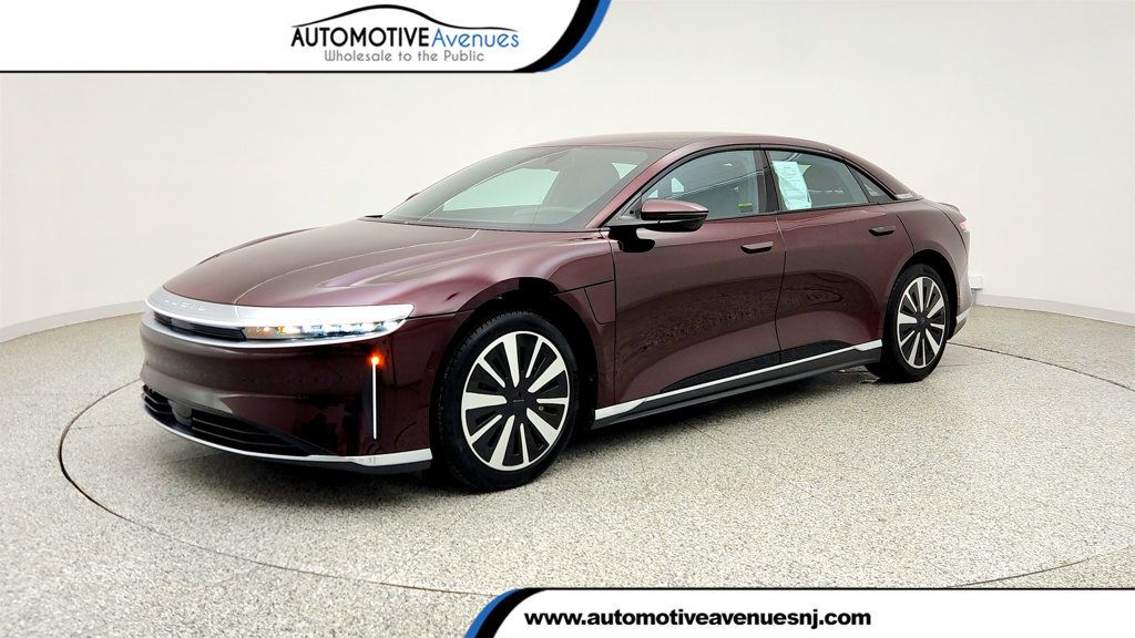 2023 Lucid Air Pure AWD with 19'' Aero Range Wheels - 23026901 | Video 1