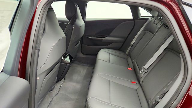 2023 Lucid Air Pure AWD with 19'' Aero Range Wheels - 23026901 - 22