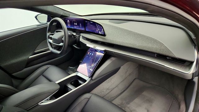 2023 Lucid Air Pure AWD with 19'' Aero Range Wheels - 23026901 - 26