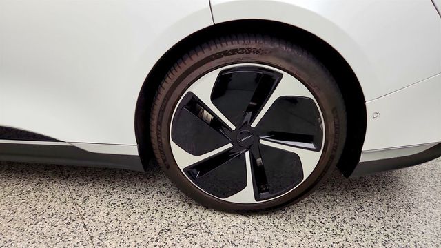 2023 Lucid Air Pure AWD with 20'' Aero Lite Wheels - 23026186 - 8