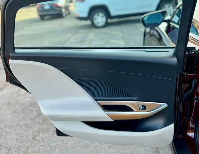 2023 Lucid Air Touring AWD - 23058239 - 16