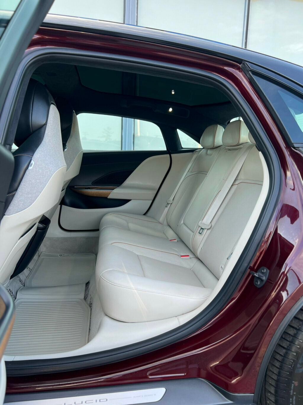 2023 Lucid Air Touring AWD - 23058239 - 17