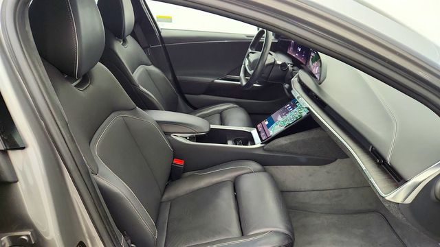 2023 Lucid Air Touring AWD w/ 19'' Aero Range Wheels - 23004596 - 23