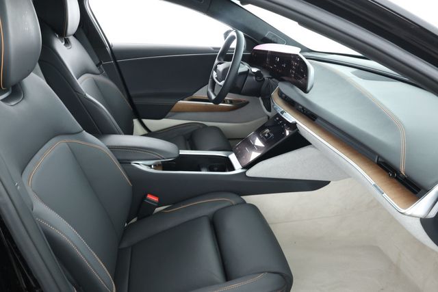 2023 Lucid Air Touring AWD with 19'' Wheels (425-Mile Range) - 22898599 - 23