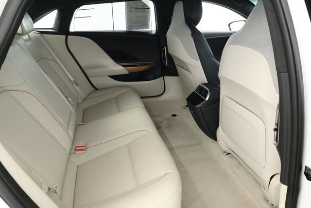 2023 Lucid Air Touring AWD with 19'' Wheels (425-Mile Range) - 22912876 - 23