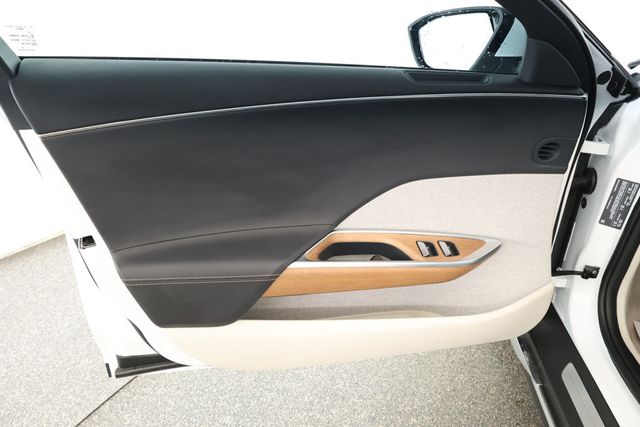 2023 Lucid Air Touring AWD with 19'' Wheels (425-Mile Range) - 22912876 - 8