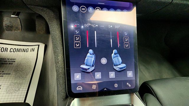 2023 Lucid Air Touring AWD with 19'' Wheels (425-Mile Range) - 22967921 - 13