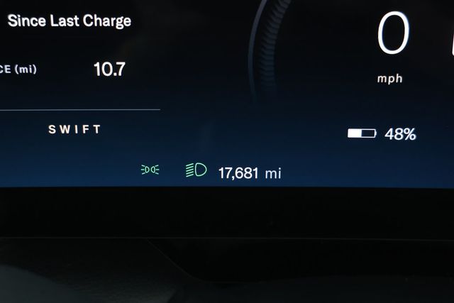 2023 Lucid Air Touring AWD with 20'' Wheels (384-Mile Range) - 22922719 - 12