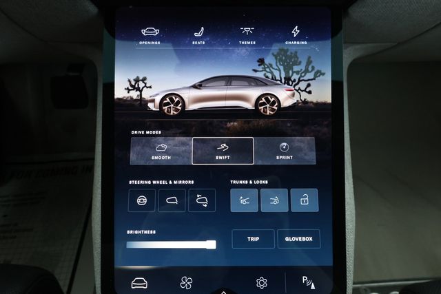 2023 Lucid Air Touring AWD with 20'' Wheels (384-Mile Range) - 22922719 - 14