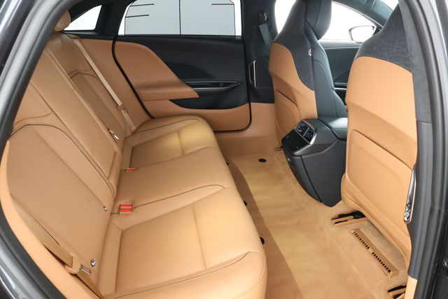 2023 Lucid Air Touring AWD with 20'' Wheels (384-Mile Range) - 22926495 - 24