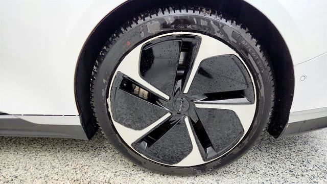 2023 Lucid Air Touring AWD with 20'' Wheels (384-Mile Range) - 22978773 - 8