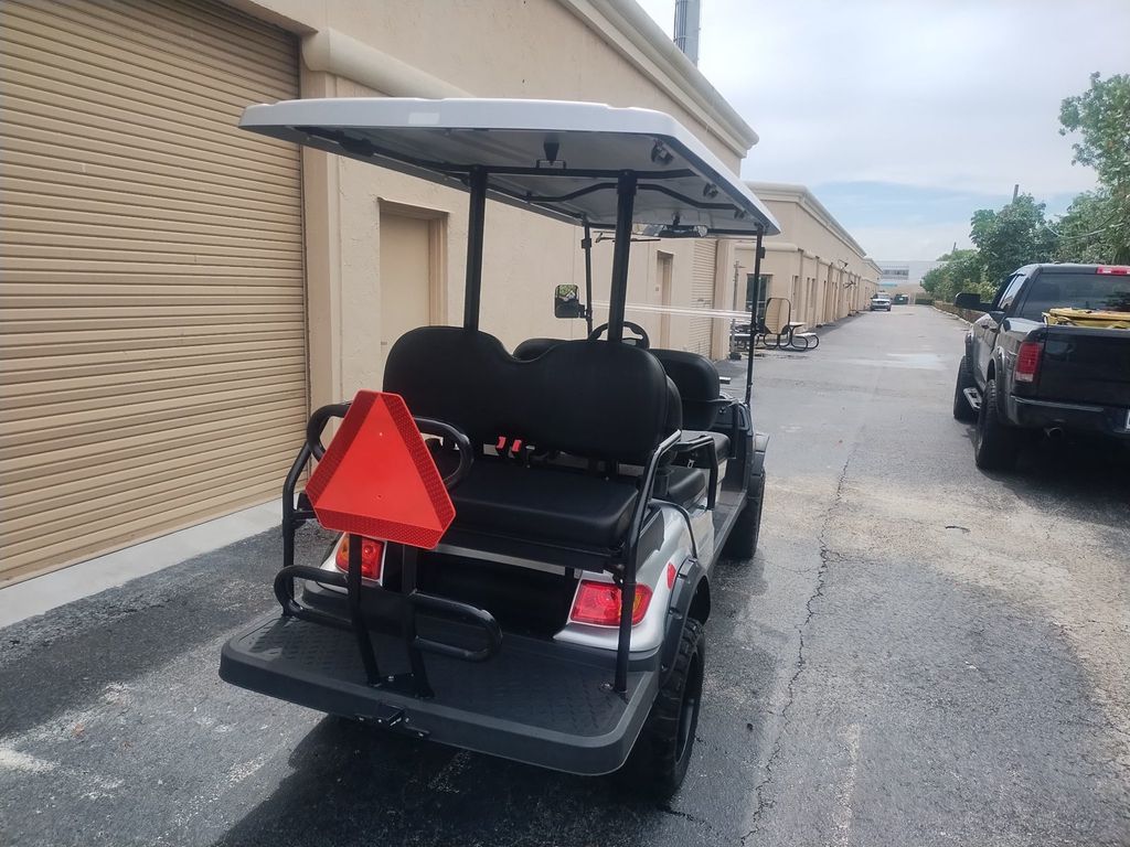 2023 LVTONG Electric Cart 6 Seater Lifted Electric Golf Cart 6 Seater - 22880797 - 4
